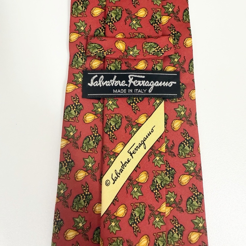 Salvatore Ferragamo Tie Rabbits & Pumpkins Autumn Leaves Red Silk 3 5/8" x 57.5"